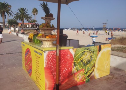 Zumos tutti frutti Punta Prima