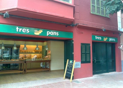 Tres pans